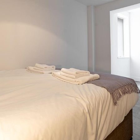 Copenhagen Court Apartments Basingstoke Bagian luar foto