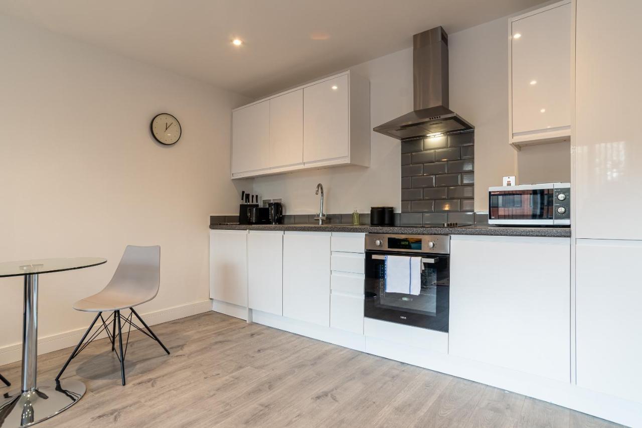 Copenhagen Court Apartments Basingstoke Bagian luar foto