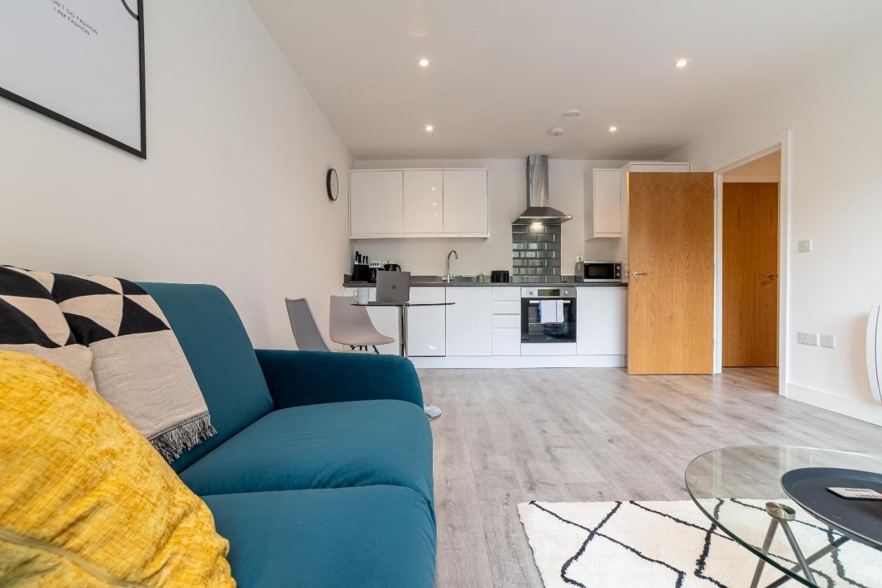 Copenhagen Court Apartments Basingstoke Bagian luar foto