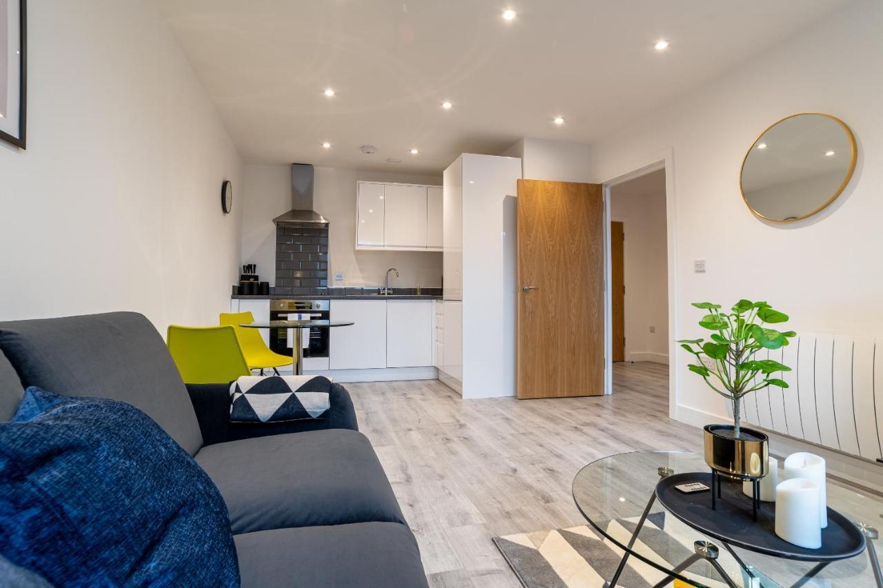 Copenhagen Court Apartments Basingstoke Bagian luar foto