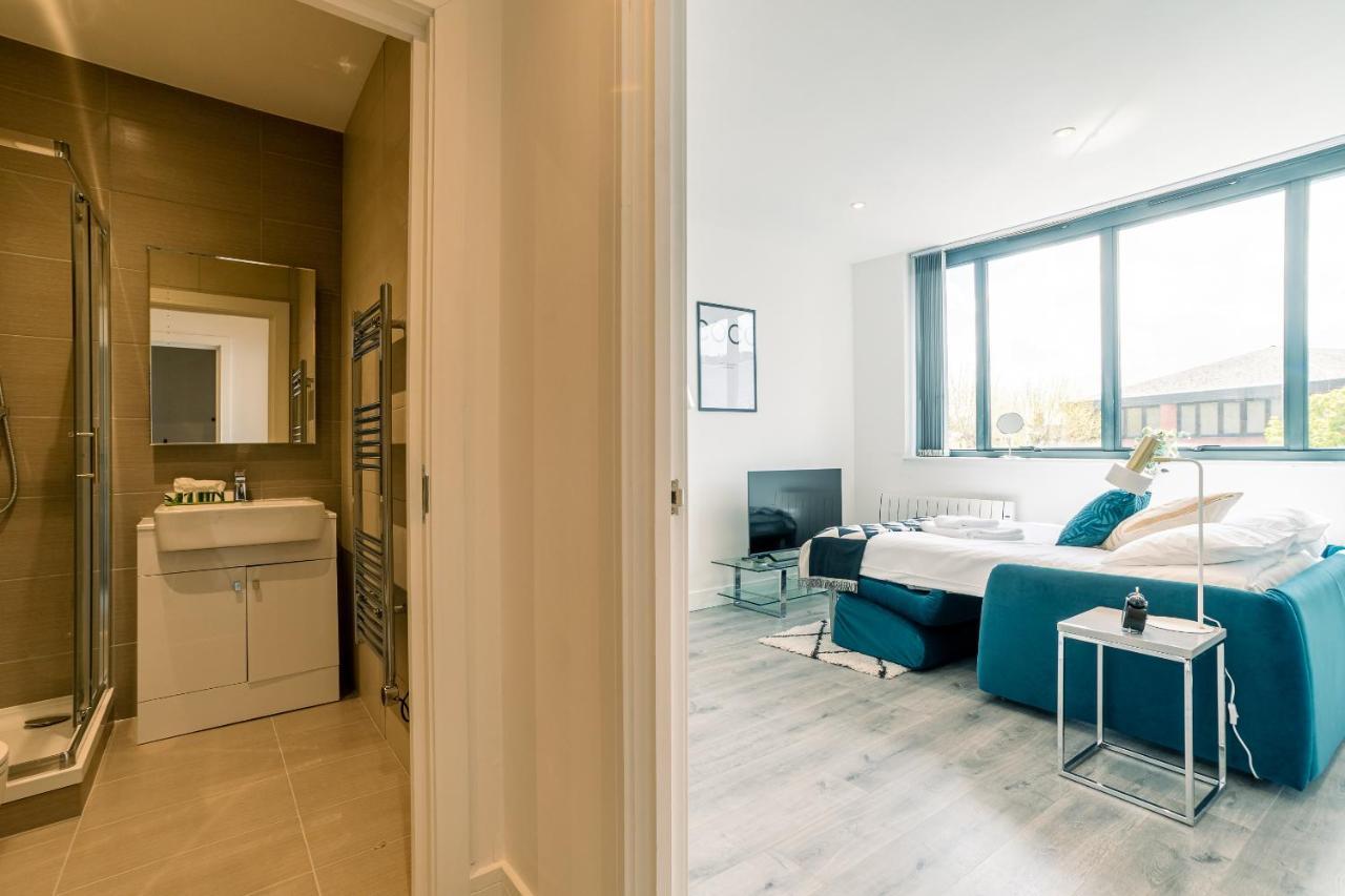 Copenhagen Court Apartments Basingstoke Bagian luar foto