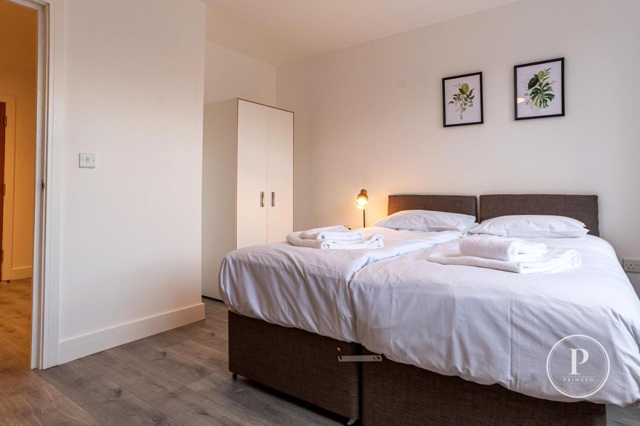 Copenhagen Court Apartments Basingstoke Bagian luar foto
