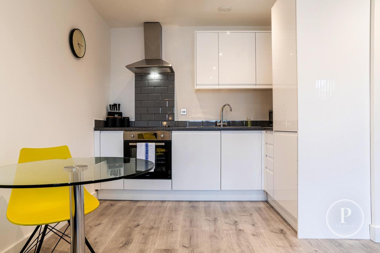 Copenhagen Court Apartments Basingstoke Bagian luar foto