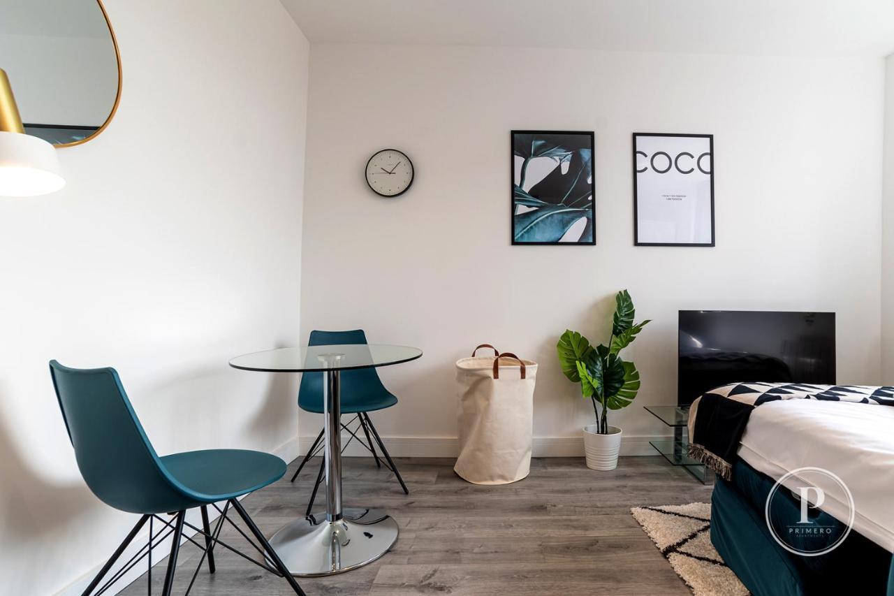 Copenhagen Court Apartments Basingstoke Bagian luar foto